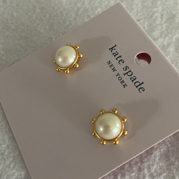 Kate Spade Flying Colors Pearl and Gold Stud Earrings - Picture 7 of 8
